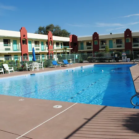 Days By Wyndham New Mexico Hotel 3*