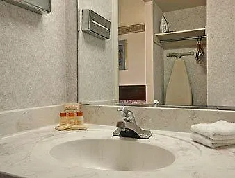 Days By Wyndham New Mexico Hotel 3*