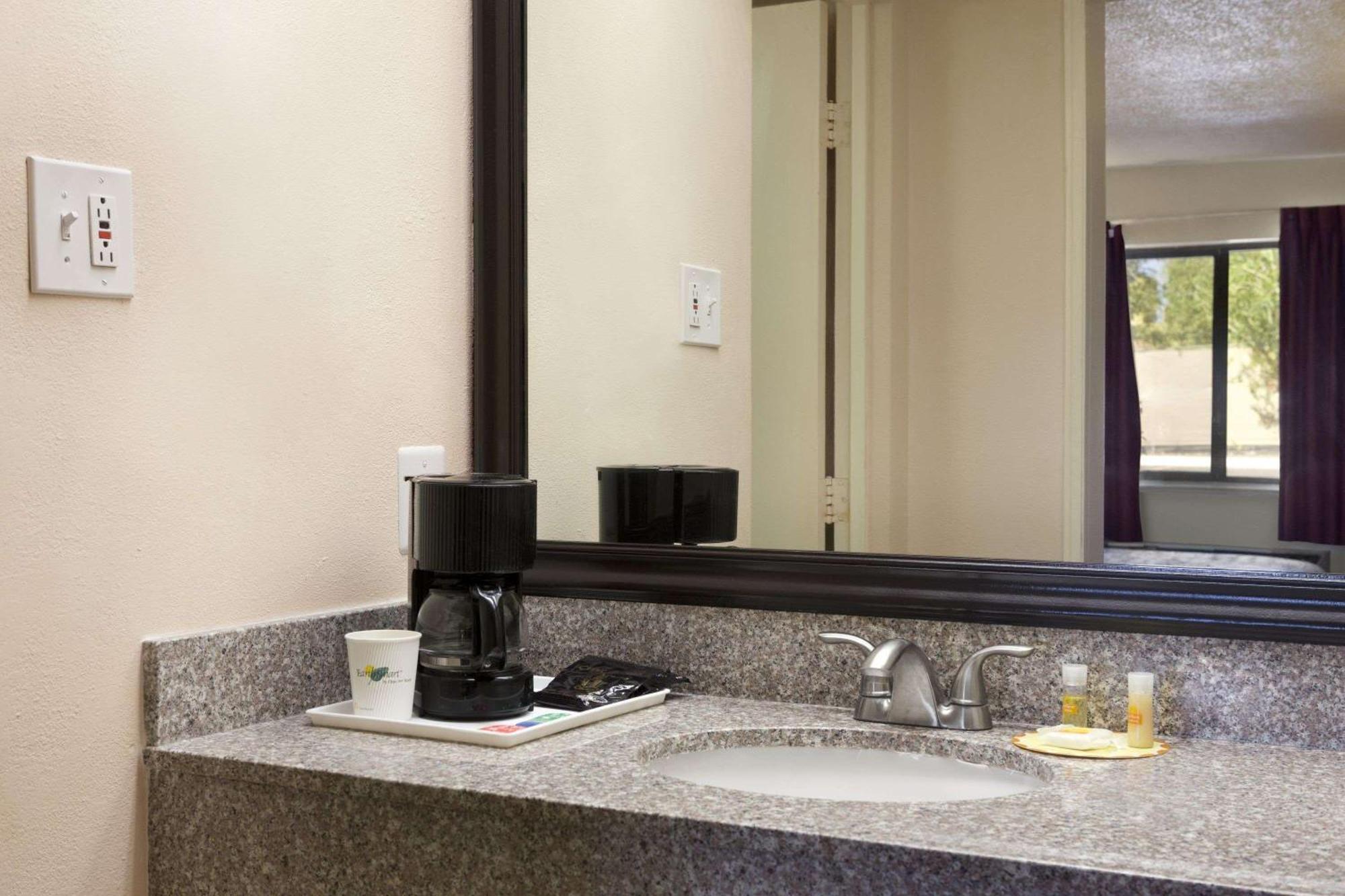 Days By Wyndham New Mexico Hotel 3*