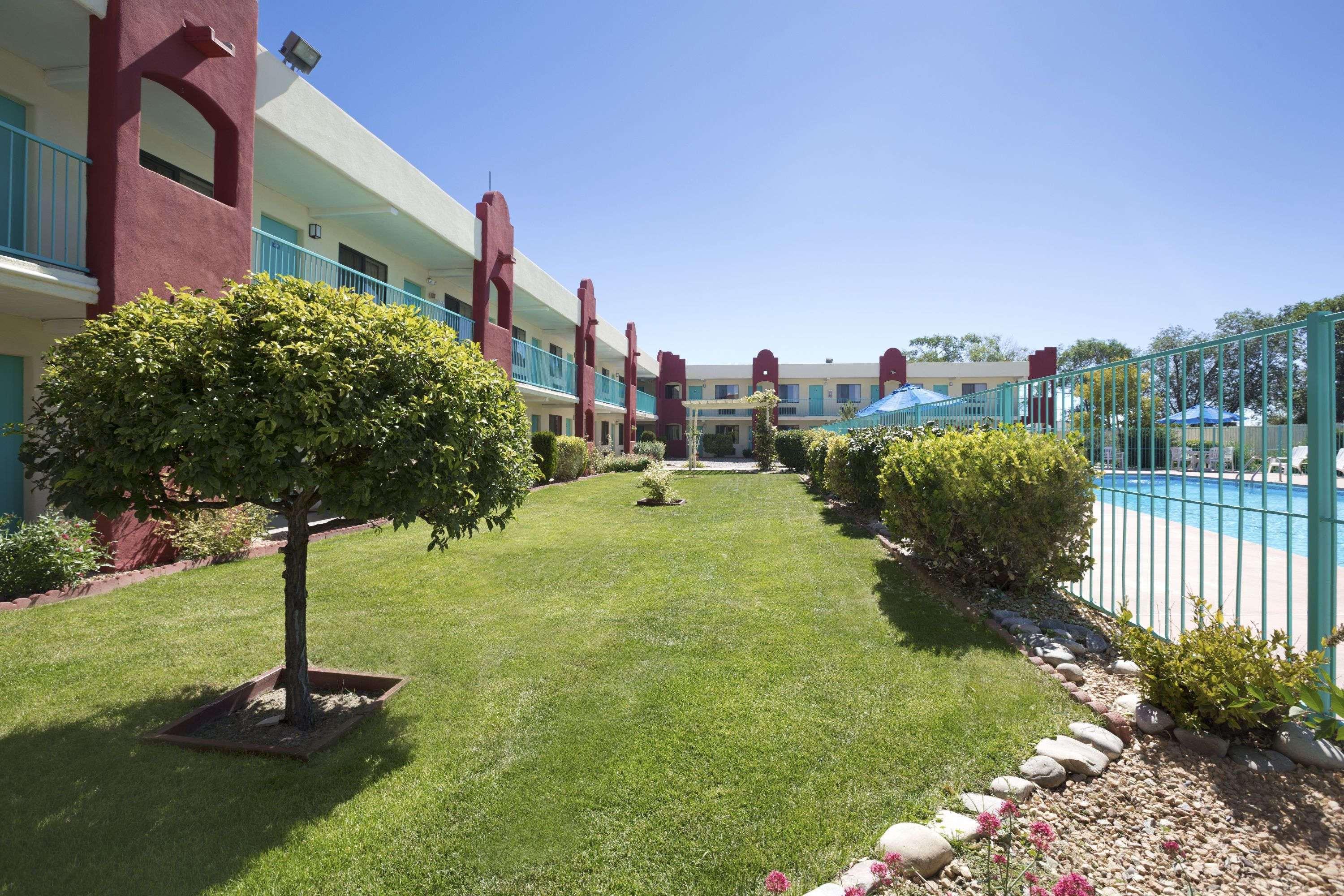 Hotel Days By Wyndham New Mexico Santa Fe