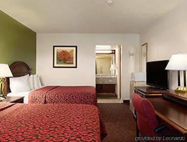 Days By Wyndham New Mexico Hotel Santa Fe