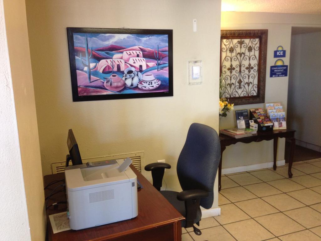 Hotel Days By Wyndham New Mexico Santa Fe